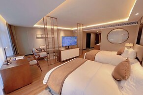 Howard Johnson By Wyndham Lake Serenity Hotel Neijiang