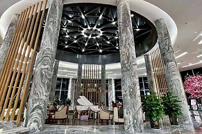 Howard Johnson By Wyndham Lake Serenity Hotel Neijiang