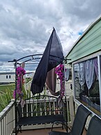 Cosy Static Caravan on East Mersea Island