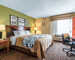 The Douillet by Demeure Hotels