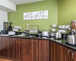 The Douillet by Demeure Hotels