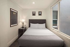 Reside Seattle Downtown, a Wyndham Residence
