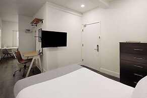 Reside Seattle Downtown, a Wyndham Residence