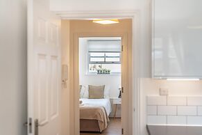 Stansted Airport & Bishops Stortford Town Centre Professional Apartmen