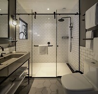 Moxy Nanjing Jiangning