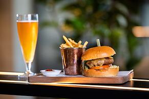 Hyatt Place Melbourne, Caribbean Park