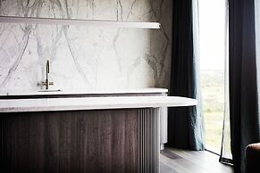 Hyatt Place Melbourne, Caribbean Park