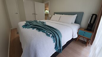 Herne Bay Gem Near Beach - Carpark