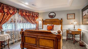 Heber Senator Bed and Breakfast