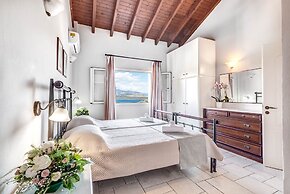 Agios Stefanos Bay - Villa Maria