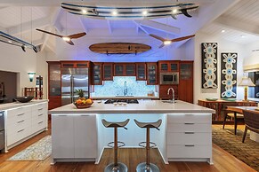 Hanalei Dream 5 Bedroom Home by RedAwning