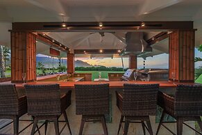 Hanalei Dream 5 Bedroom Home by RedAwning