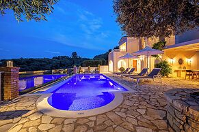 Agios Stefanos Bay - Villa Dimitris