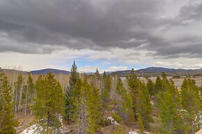 Prospector Point E 4br 3.5ba 4 Bedroom Townhouse by RedAwning