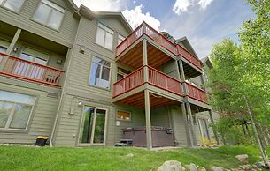 Prospector Point E 4br 3.5ba 4 Bedroom Townhouse by RedAwning