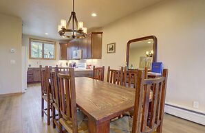 Prospector Point E 4br 3.5ba 4 Bedroom Townhouse by RedAwning