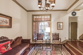 Beautiful Villa In The Heart Of Historic Downtown Bel Air! 3 Bedroom V