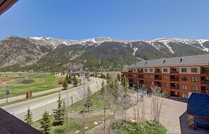 Perfect Ski Condo Steps from the Super Bee & Golf Course - CS325 by Re