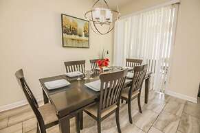 Brenda's Storey Lake Resort Townhome 4 Bedroom Townhouse by Redawning