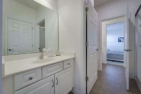 Graeme's Providence Vacation Home 5 Bedroom Home by Redawning