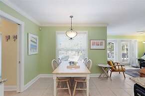 Island Haven 2 Bedroom Home by RedAwning