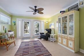 Island Haven 2 Bedroom Home by RedAwning