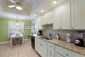 Island Haven 2 Bedroom Home by RedAwning