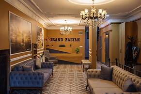 Grand Balyan Hotel & Restaurant