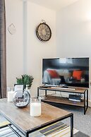 Livestay-spacious Modern One Bed Apt Near Heathrow