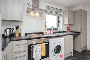 Livestay-spacious Modern One Bed Apt Near Heathrow
