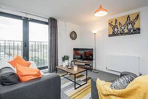 Livestay-spacious Modern One Bed Apt Near Heathrow