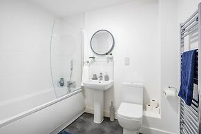 Livestay-spacious Modern One Bed Apt Near Heathrow