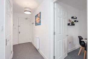Livestay-spacious Modern One Bed Apt Near Heathrow