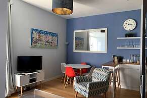 Stylish 2 Bedroom Apartment