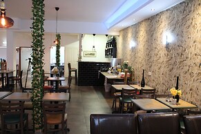 Hotel Maximo