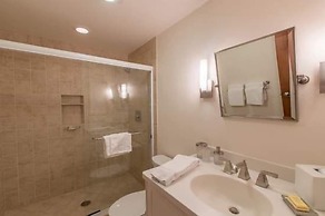 Northwoods Private Condo with Easy Ski-In Ski-Out Access by RedAwning