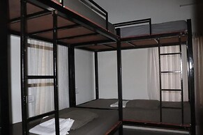 Piggy Hostel Varkala