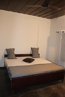 Piggy Hostel Varkala