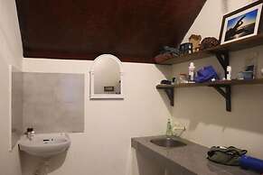 Piggy Hostel Varkala