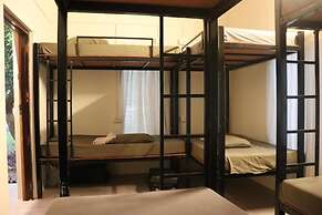 Piggy Hostel Varkala