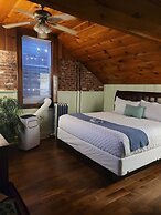 Historic Hotel Nichols