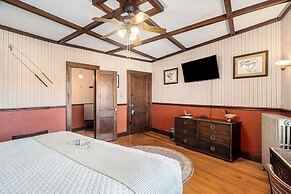 Historic Hotel Nichols