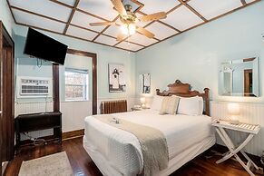 Historic Hotel Nichols