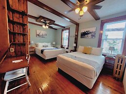 Historic Hotel Nichols