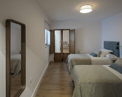 Apartamentos Petronila 1881