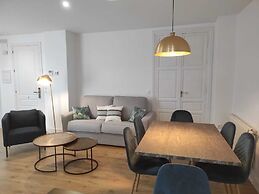 Apartamentos Petronila 1881