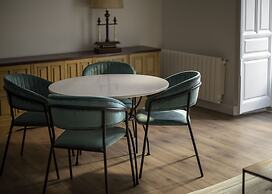 Apartamentos Petronila 1881