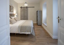 Apartamentos Petronila 1881