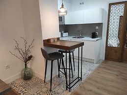 Apartamentos Petronila 1881