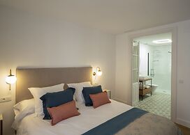 Apartamentos Petronila 1881